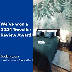 https://seventh-house.krakowhotelspoland.com