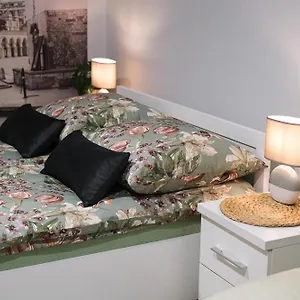 https://old-town-wawel-ii-premium-apartment-52m2.krakowhotelspoland.com